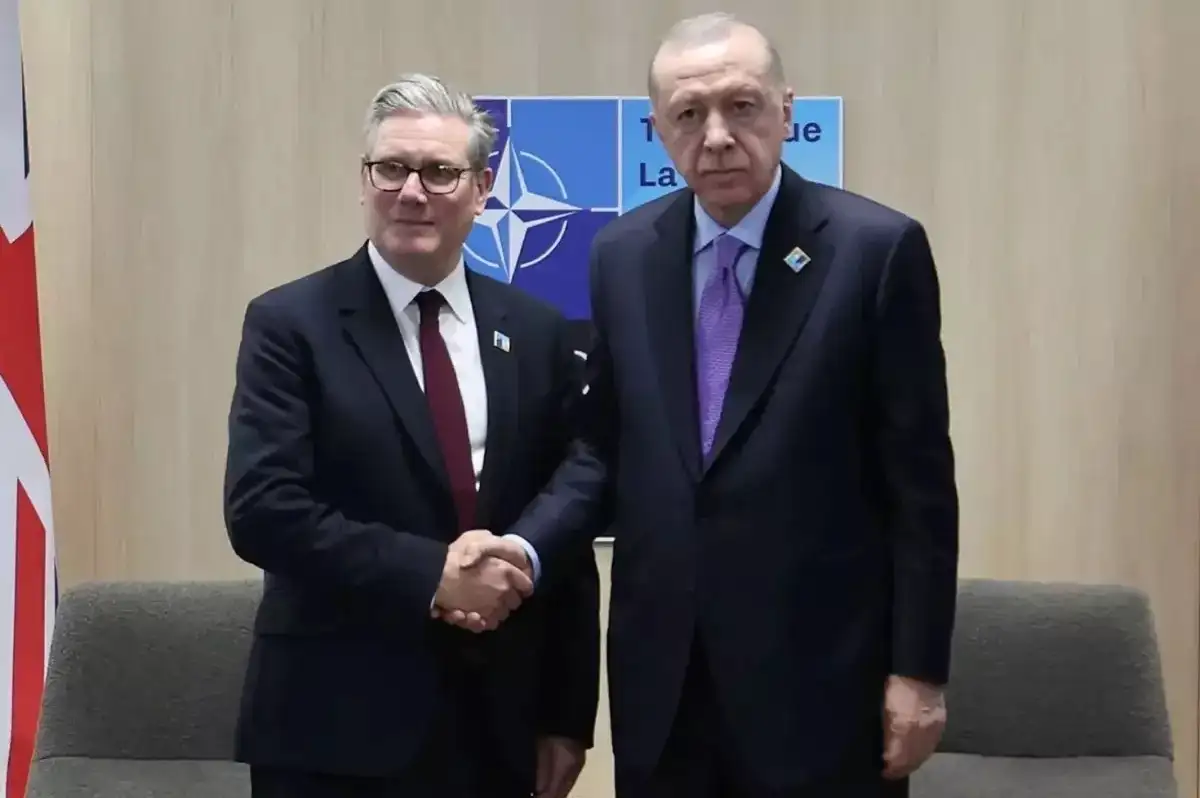 Cumhurbaşkanı Erdoğan, İngiltere Başbakanı Starmer ile Telefonla Görüştü