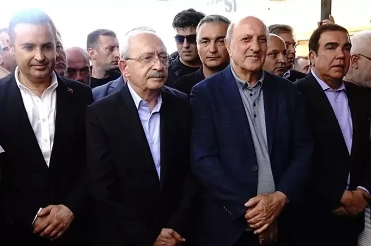 Kemal Kılıçdaroğlu'nun İkiz Kardeşi Adil Kılıçdaroğlu Son Yolculuğuna Uğurlandı