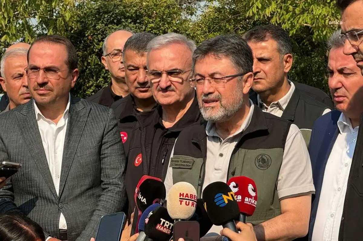 Bakan Yumaklı: Bilecik, Eskişehir ve Karabük'teki Orman Yangınları Kontrol Altında