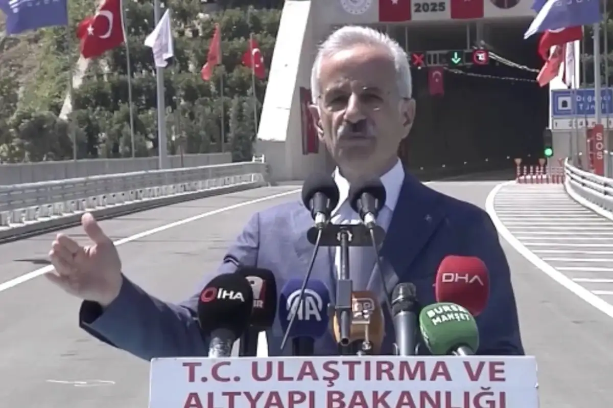 Bakan Uraloğlu Duyurdu: Doğancı Tüneli Hizmete Açıldı