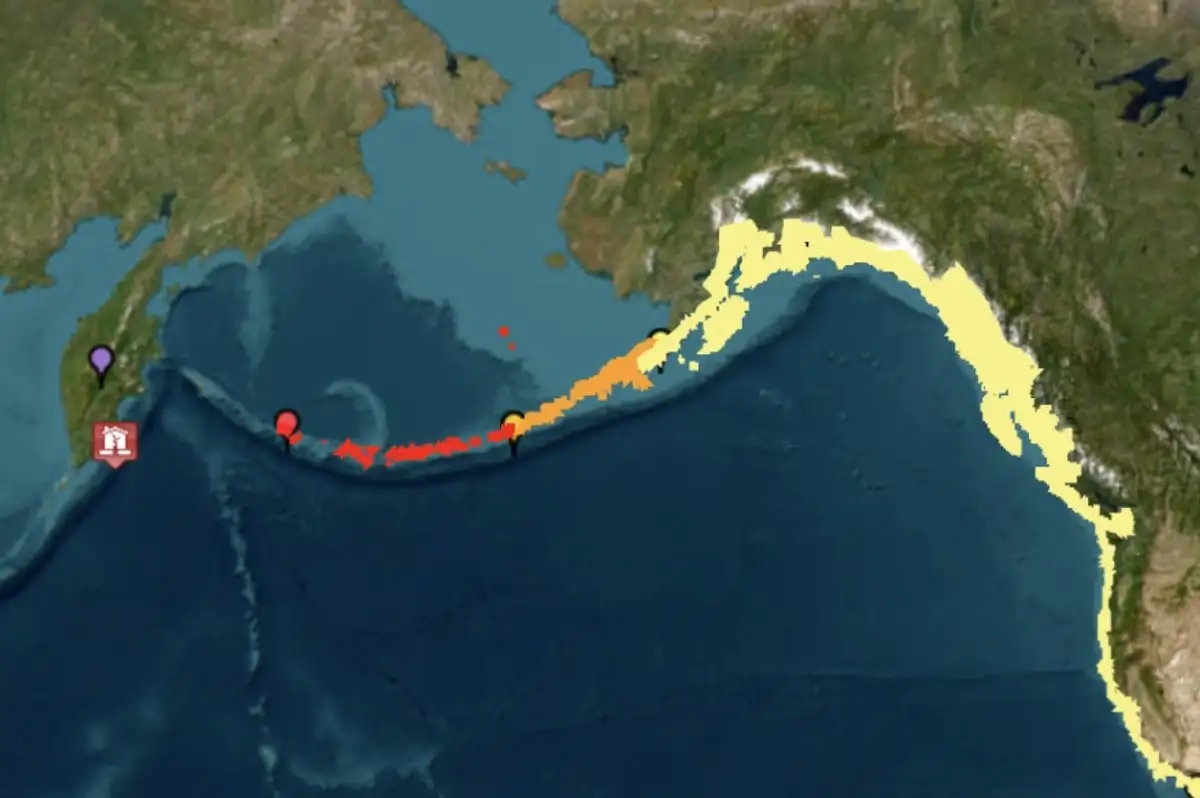 Rusya Açıklarında 8.8 Büyüklüğünde Deprem! Tsunami Dalgaları Kıyıya Vurdu