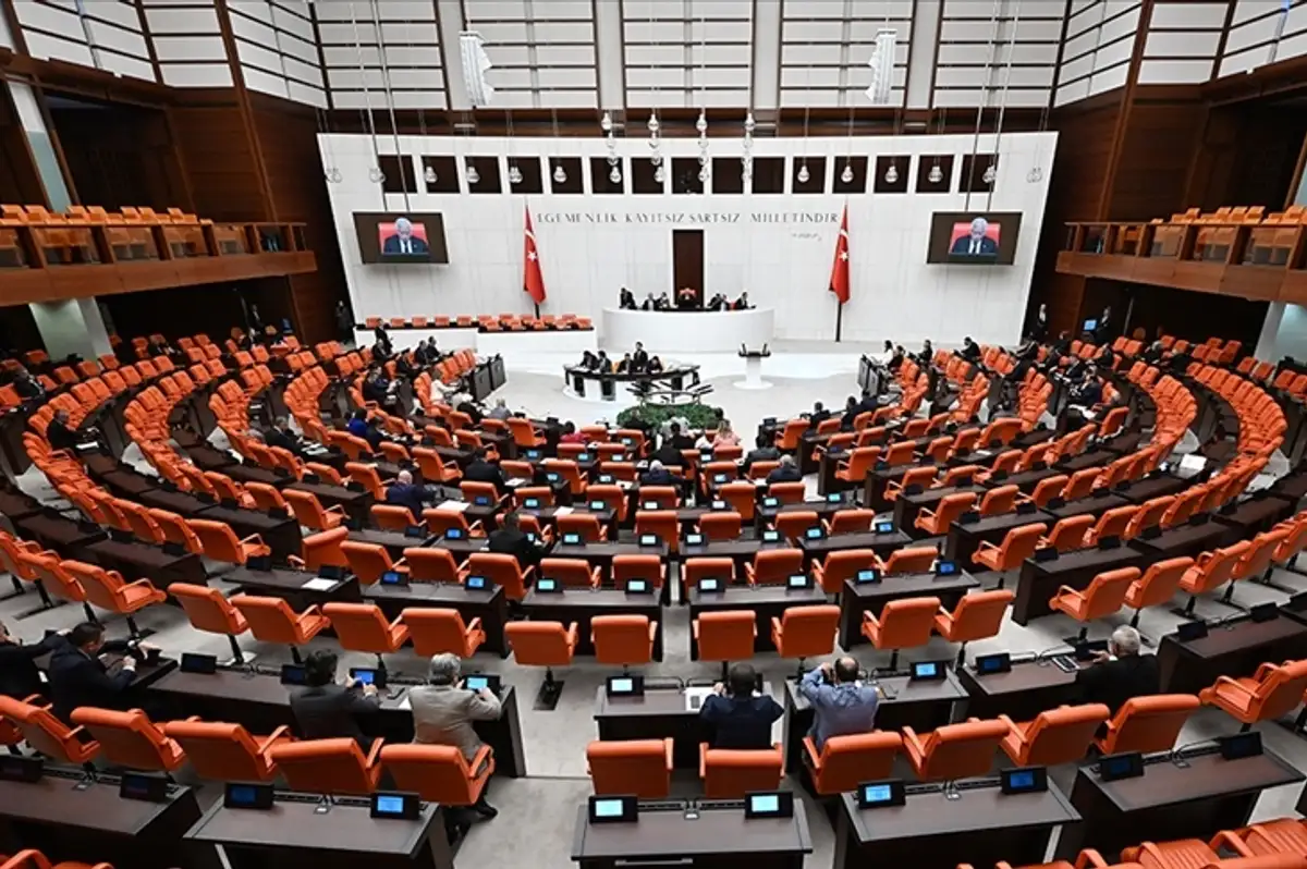 Terörsüz Türkiye Komisyonu'nun Üyeleri Belirlendi: İşte AK Parti ve CHP'nin Üyeleri