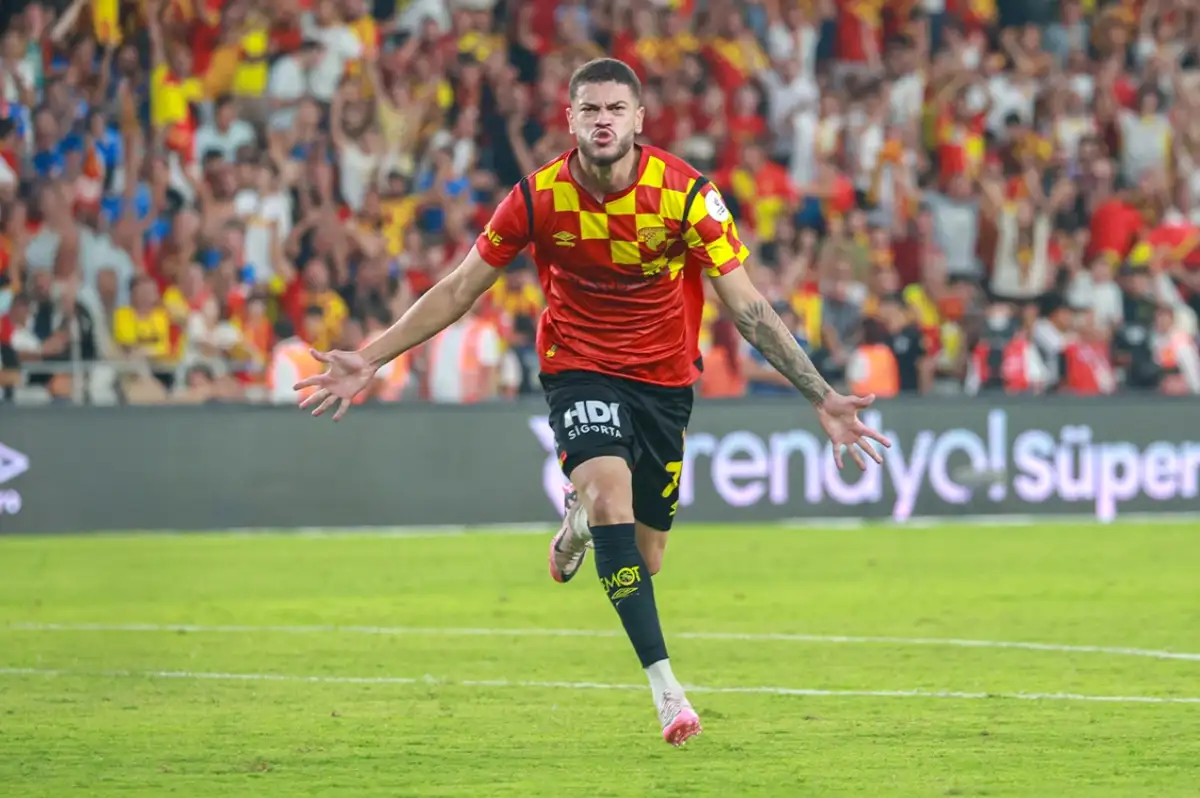 Göztepe'nin Yıldızı Romulo, Rekor Bonservisle RB Leipzig'e Gidiyor
