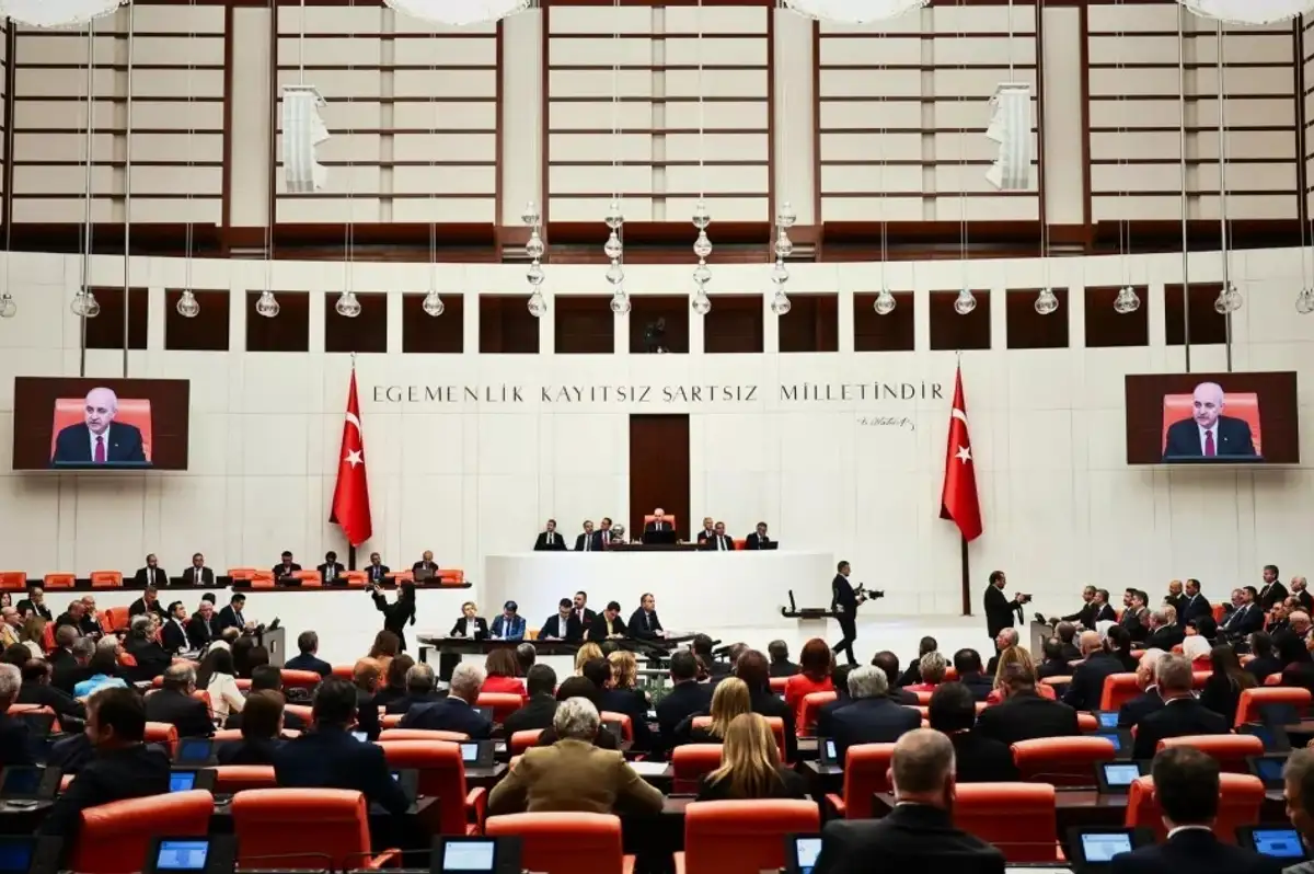 TBMM'de Tarihi Gün: "Terörsüz Türkiye" Komisyonu İlk Toplantısını Yaptı