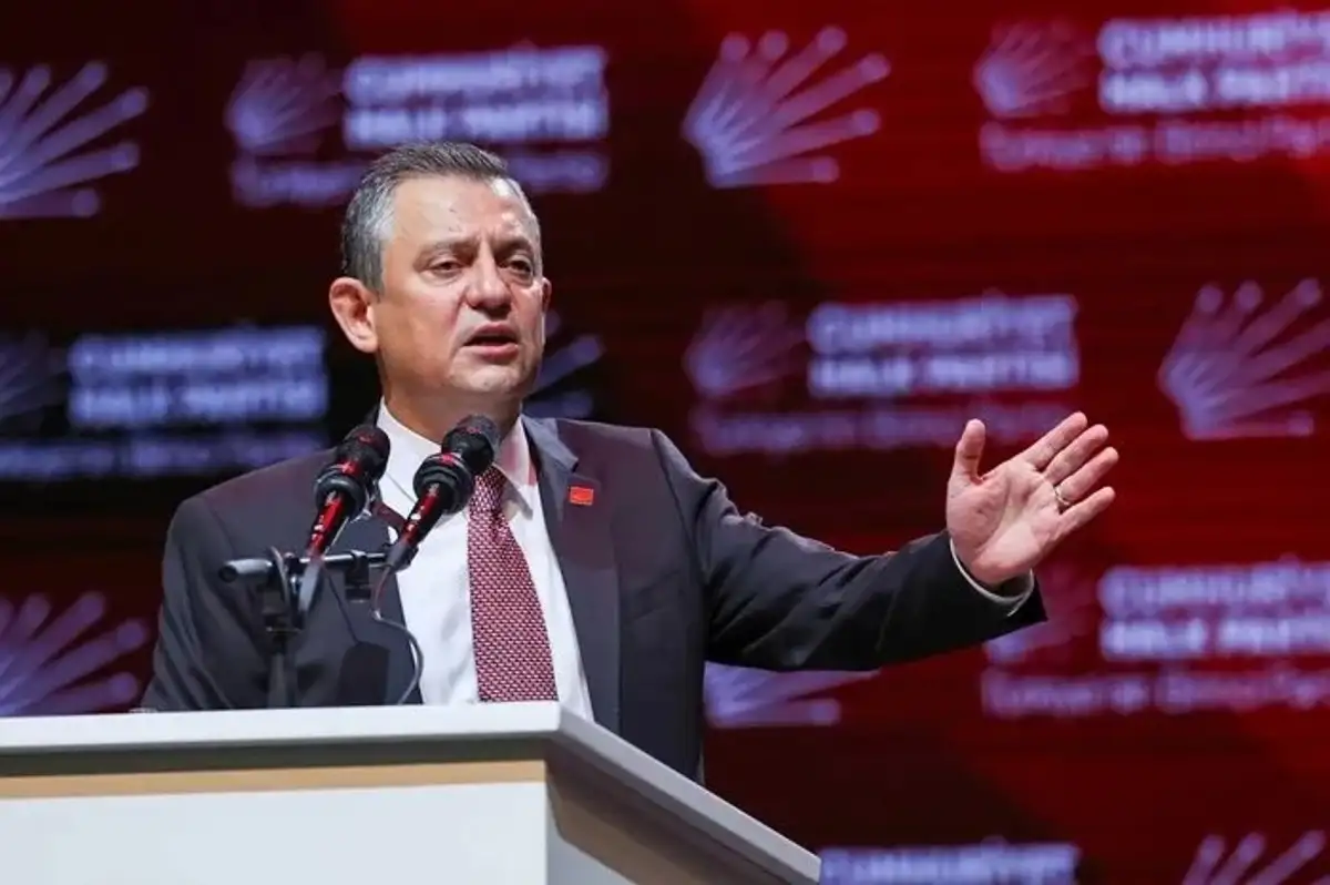 CHP'de Kongre Takvimi Başlıyor, Gözler 'Şaibeli Kurultay' Davasında