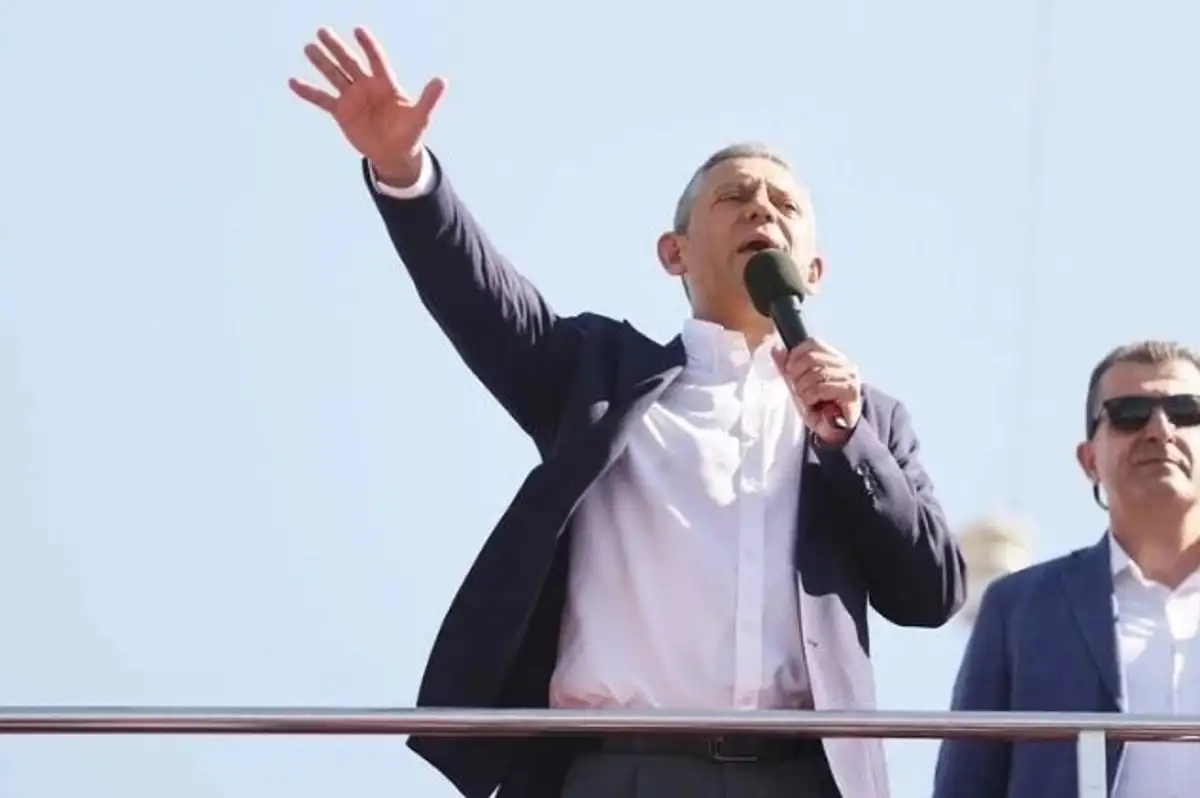 Özgür Özel'den Aydın'da Seçim Yenileme Çağrısı: "Siyasi Kapkaçla Karşı Karşıyayız"
