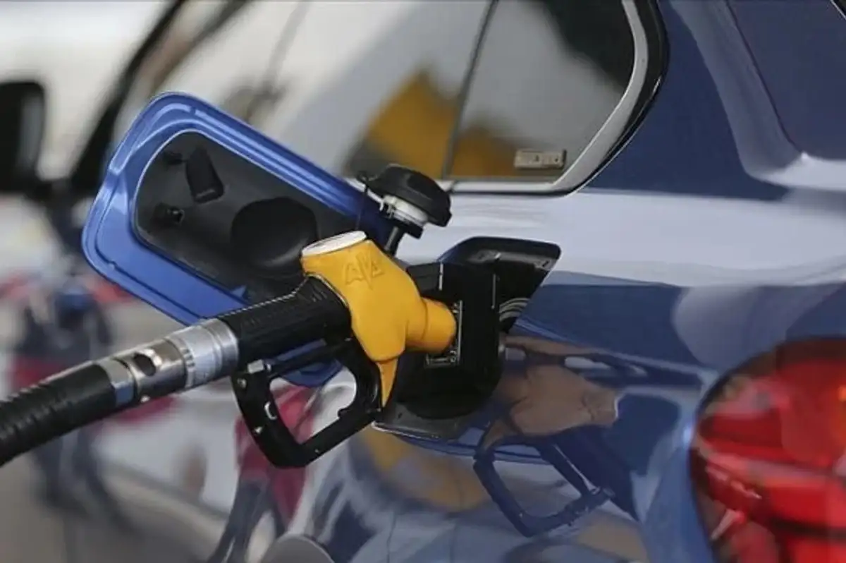 Benzine 1 Lira 22 Kuruş Zam Geldi