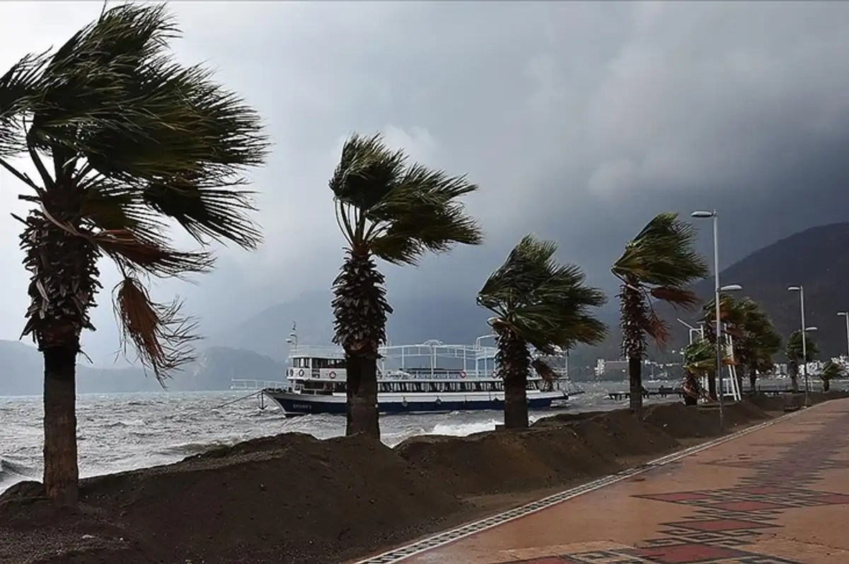 Meteoroloji'den Bugün için Kuvvetli Rüzgar ve Yağış Uyarısı