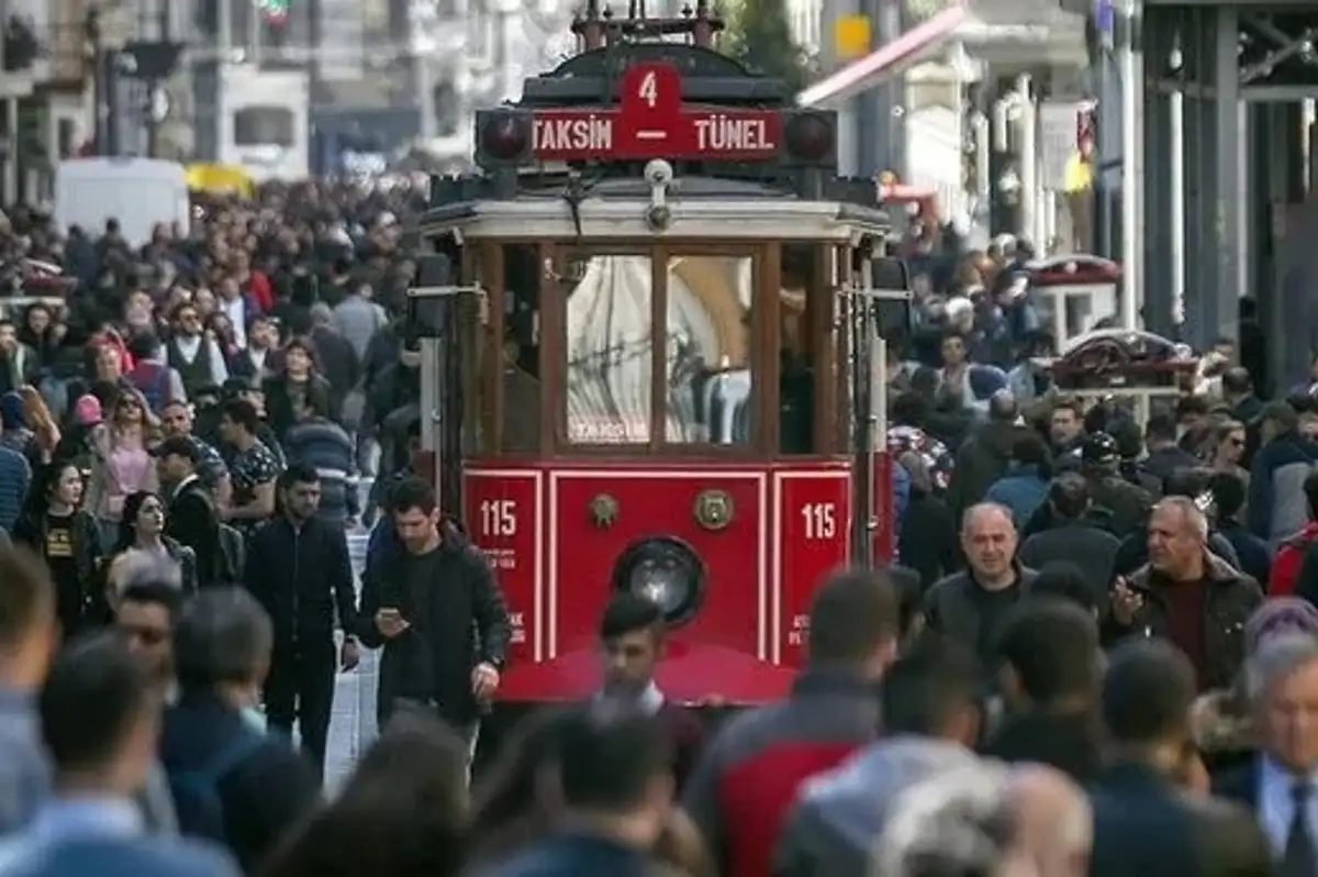 TÜİK Temmuz 2025 İşsizlik Verileri Açıklandı: Her 3 Kişiden Biri İşgücüne Tam Katılamıyor!