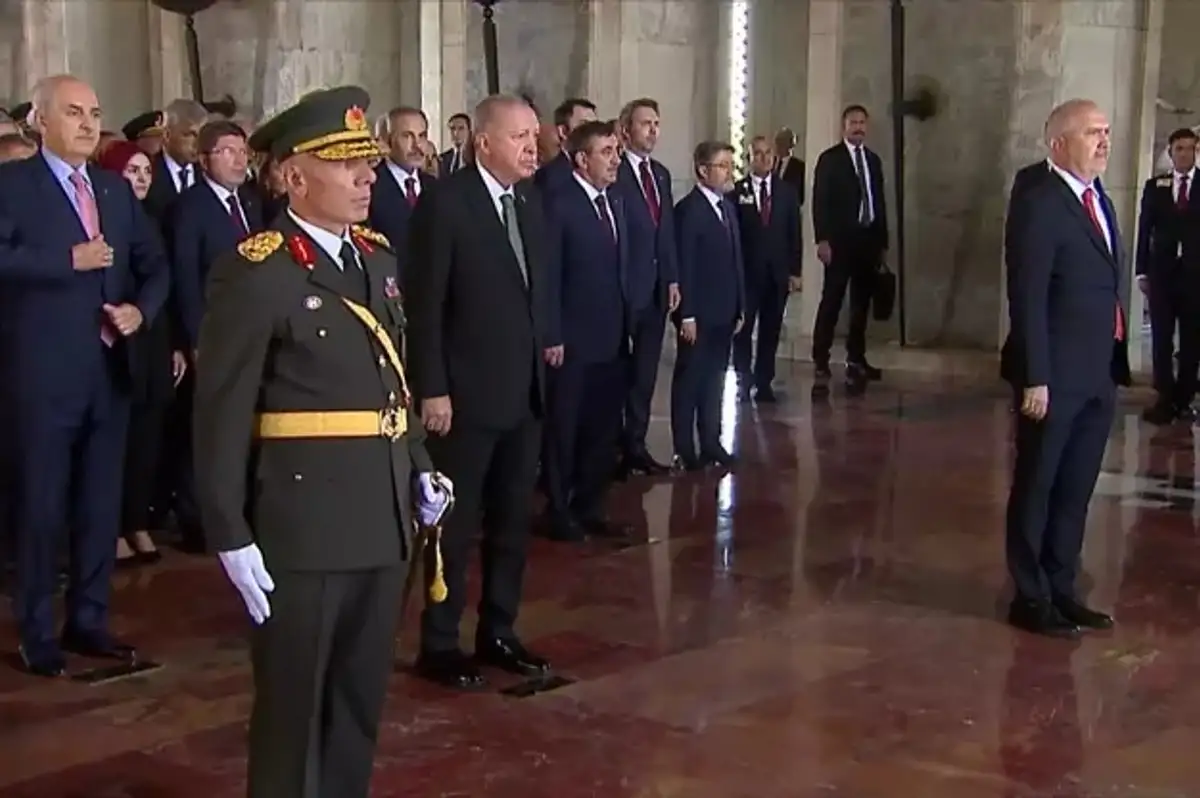 Cumhurbaşkanı Erdoğan ve Devlet Erkanı Anıtkabir'de