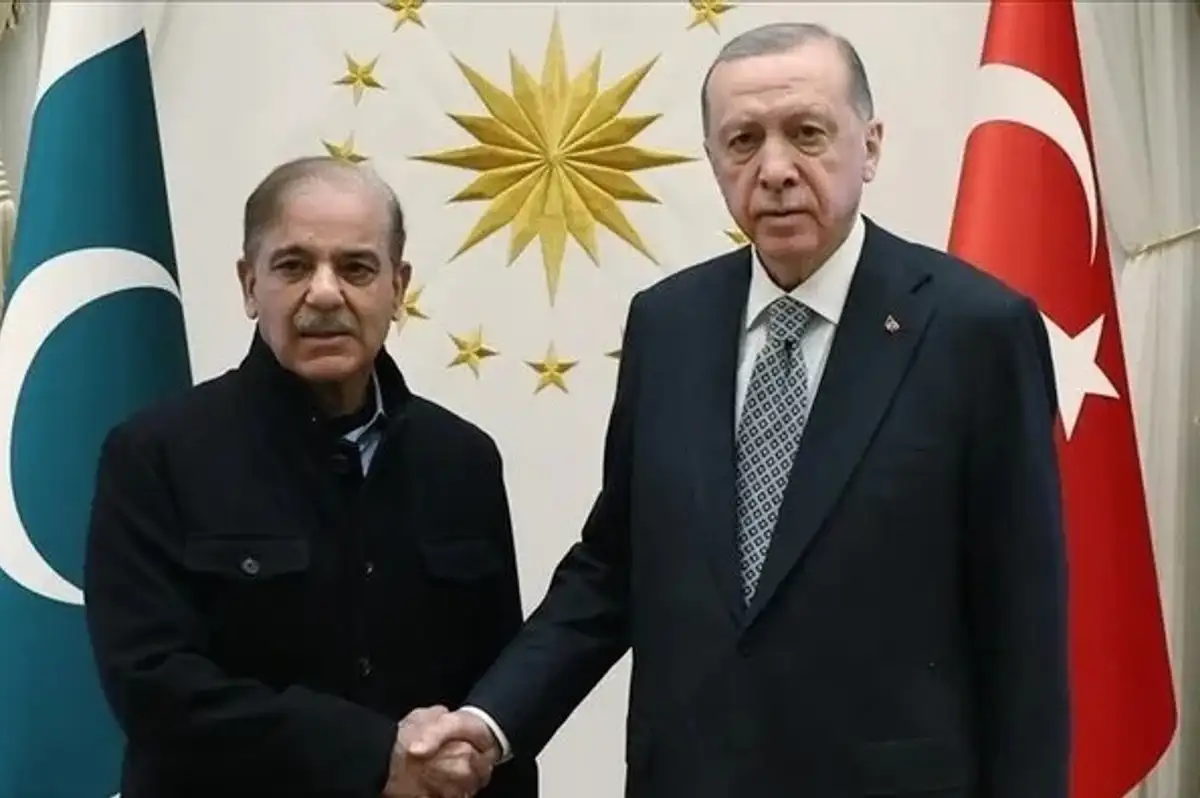 Cumhurbaşkanı Erdoğan, Pakistan Başbakanı Şahbaz Şerif ile Görüştü