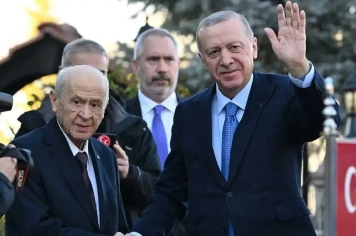 Cumhurbaşkanı Erdoğan ile Bahçeli Görüşmesi Başladı: Gündemde Terörsüz Türkiye Var