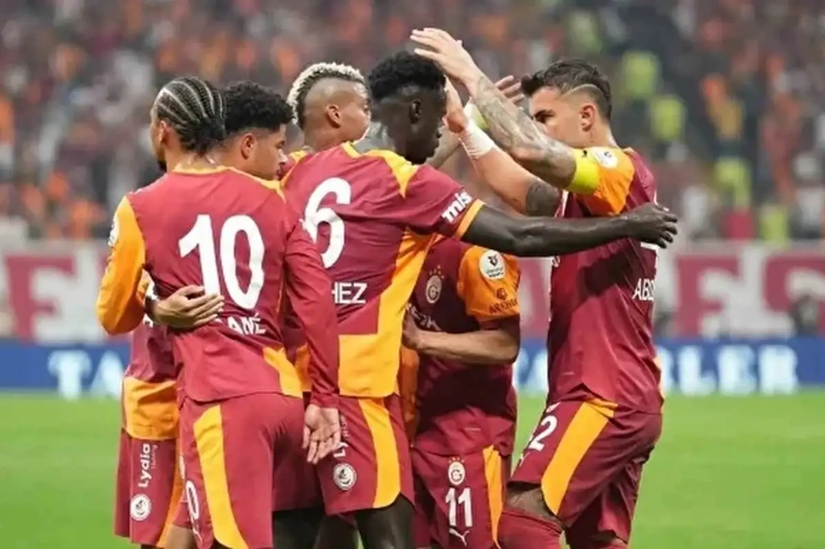 Galatasaray'ın Şampiyonlar Ligi Tahmini Gündem Oldu