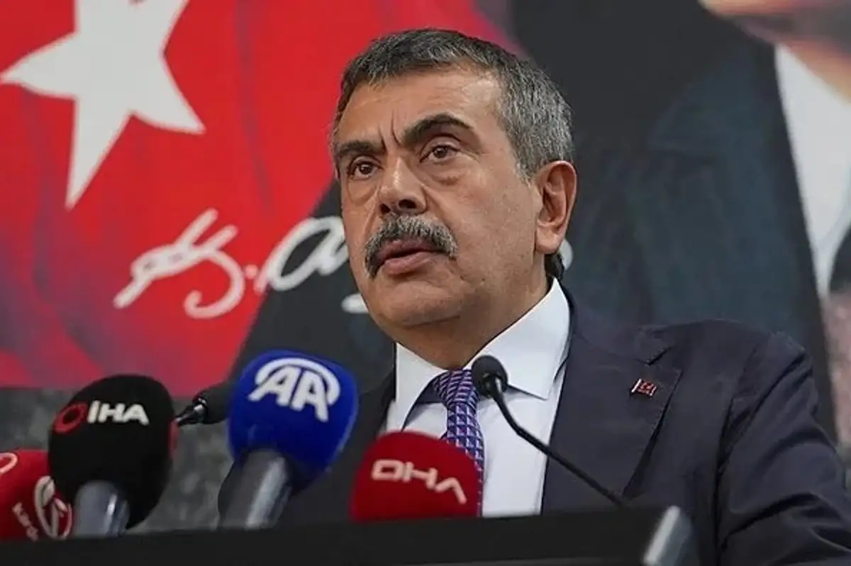 Bakan Tekin: Kayıt Sırasında Zorunlu Bağış Yok