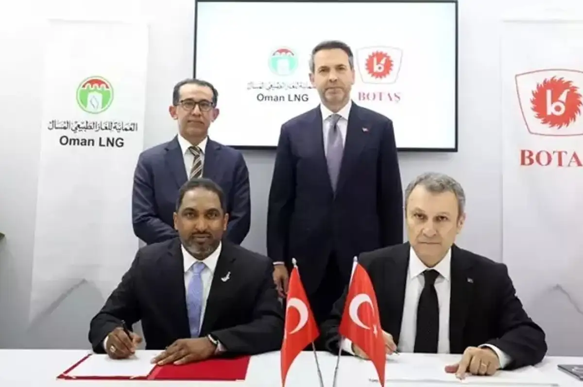 Milano'da Stratejik İmza: Türkiye ile Umman Arasında LNG İşbirliği Anlaşması