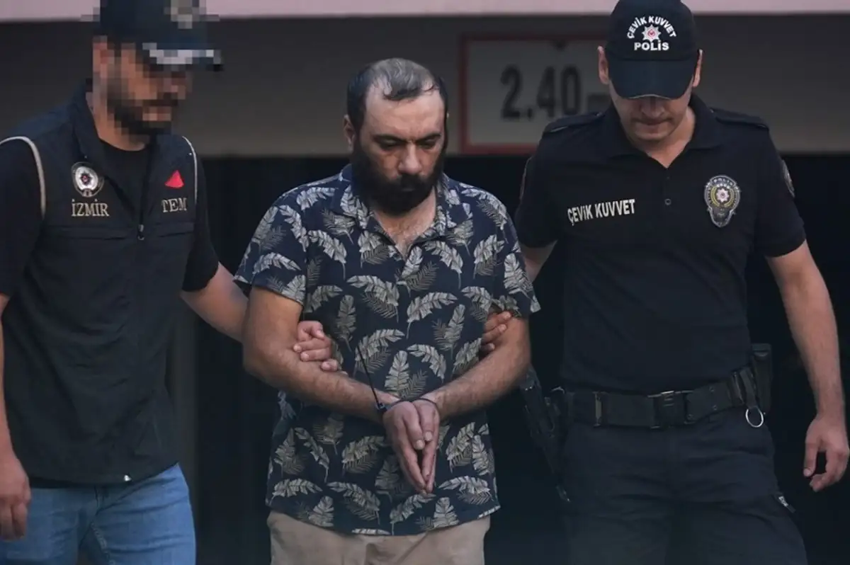Balçova'daki Polis Merkezine Saldırı Sonrası Soruşturmada Yeni Gelişme: 16 Şüpheli Serbest Bırakıldı!
