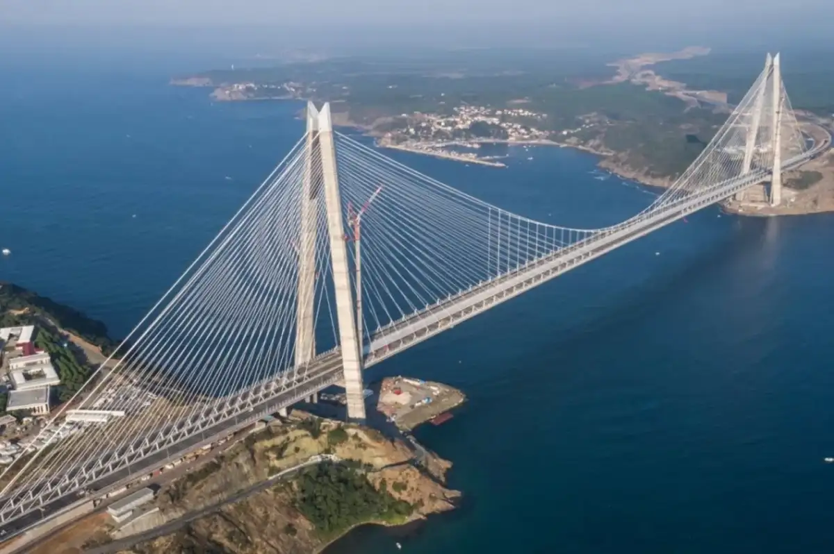 İletişim Başkanlığı'ndan "Köprü ve Otoyol Satışı" İddialarına Yanıt