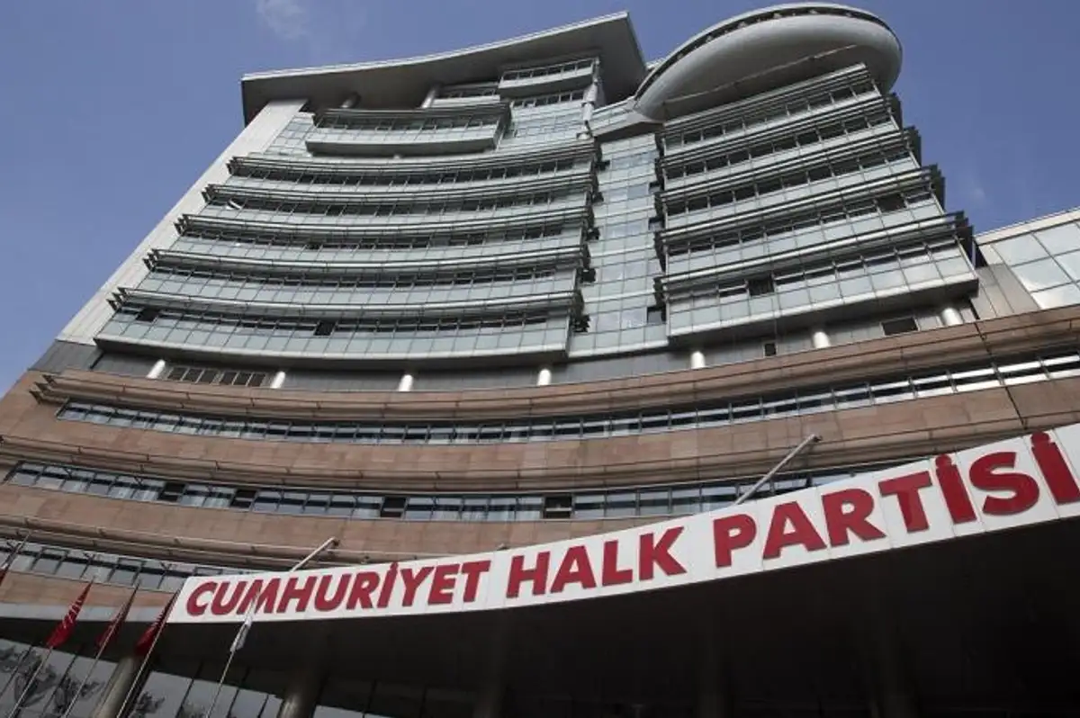CHP'nin Şaibeli Kurultay Davası 24 Ekim'e Ertelendi