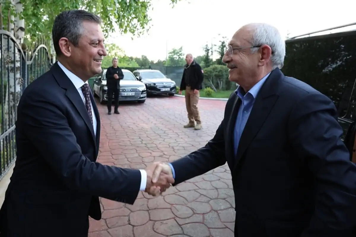Özgür Özel'den Kemal Kılıçdaroğlu'na Zeytin Dalı