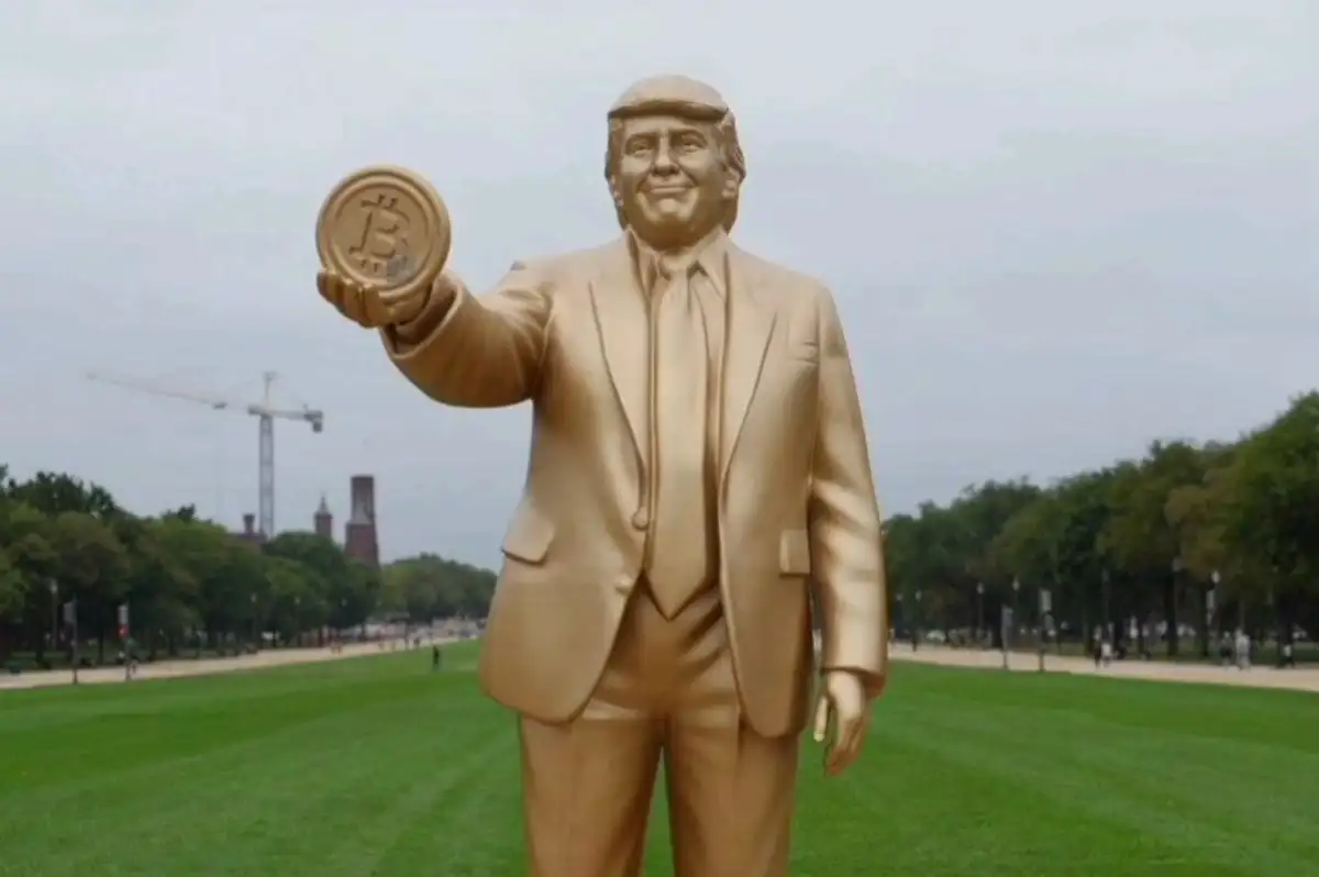 Trump'ın Bitcoin Heykeli Kongre Binası'nda Sergileniyor