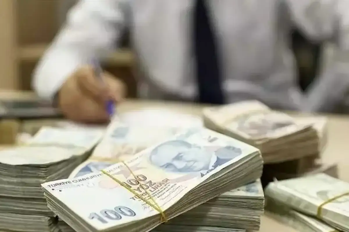 Genç Girişimciye ve KOBİ'ye 3,75 Milyar TL'lik "Meslek Lisesi" Desteği
