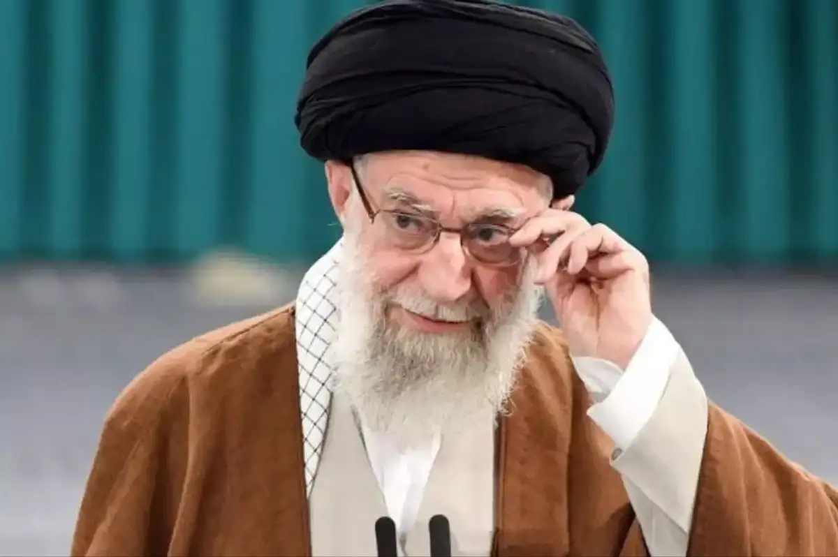 Hamaney: ABD Başkanı'nı Suçlu Görüyoruz