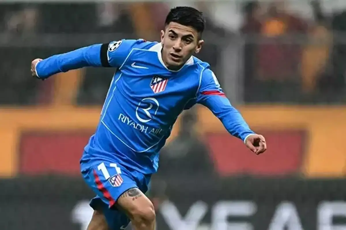 Galatasaray'ın Transfer Gündemindeki Thiago Almada'dan Net Cevap: Burada Kalıyorum