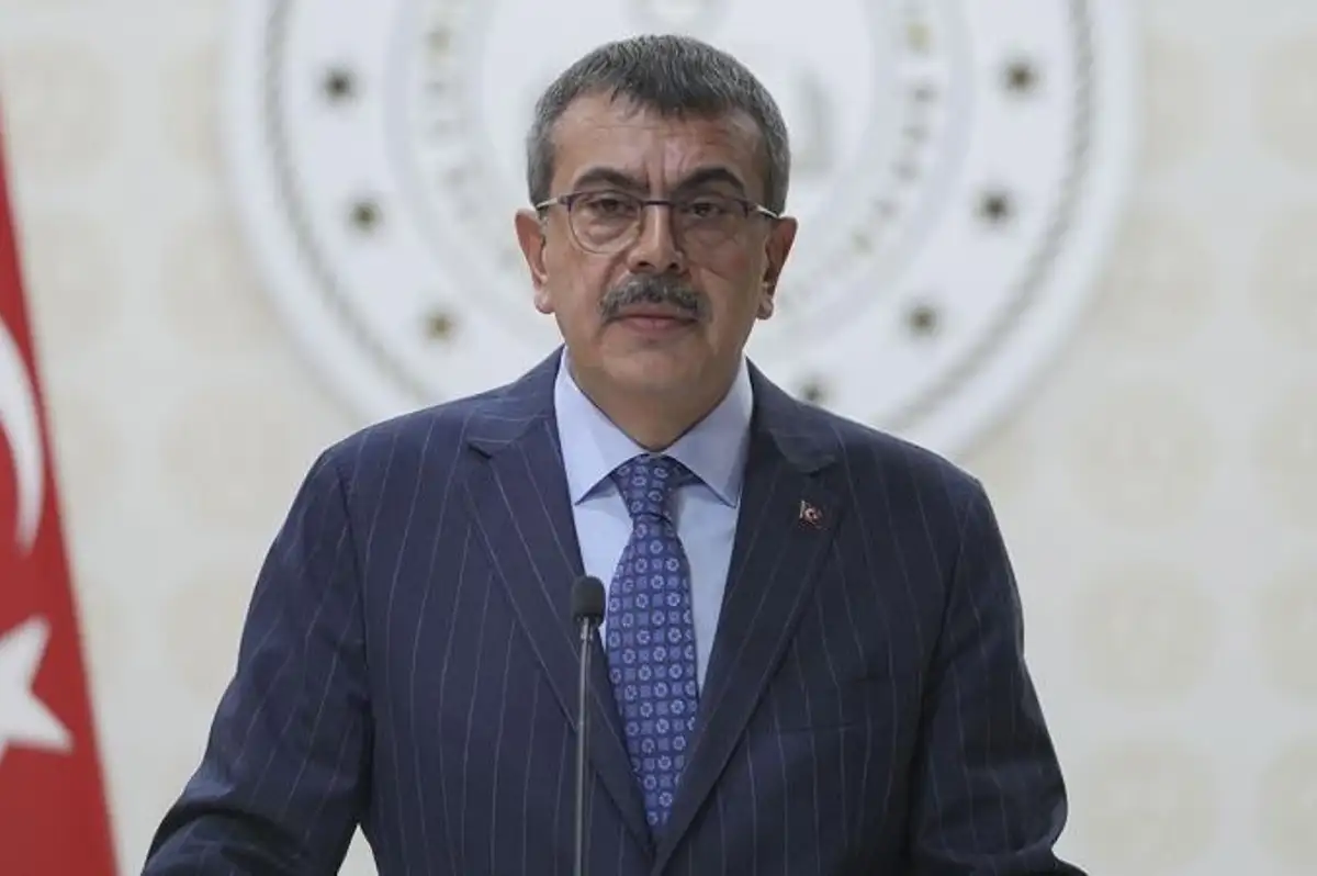 Bakan Tekin "Okul Dışı Öğrenme Ortamları" Platformunu Tanıttı