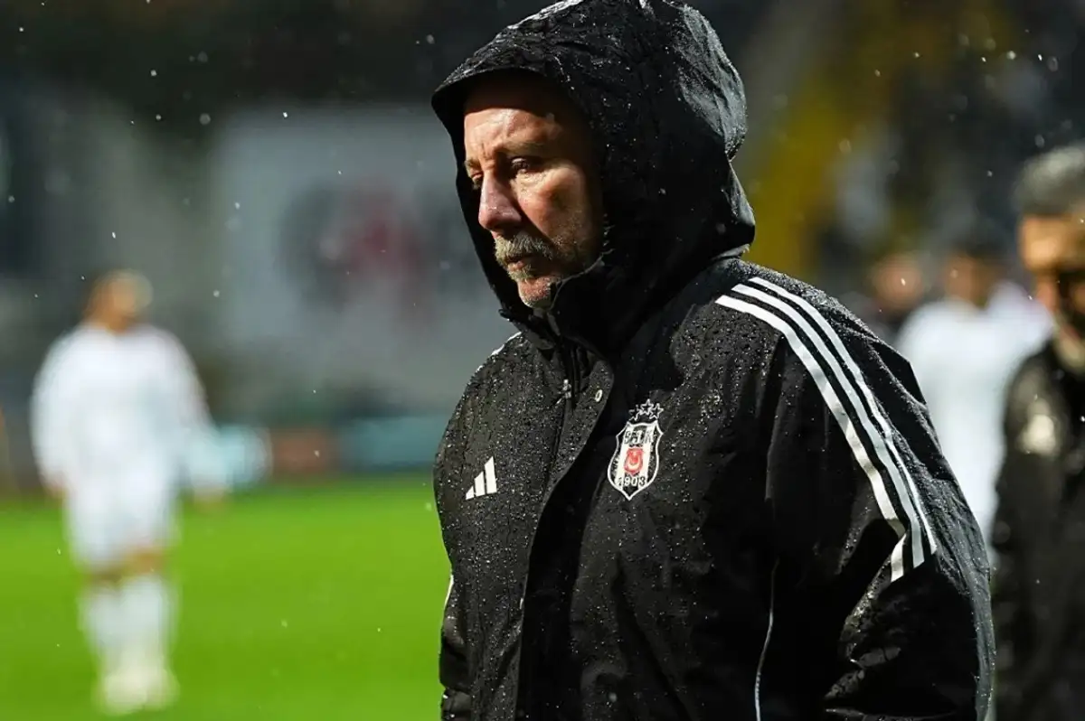 Beşiktaş'ta Hareketli Saatler: Premier Lig'den 4 Yıldız İçin Görüşmeler Başladı