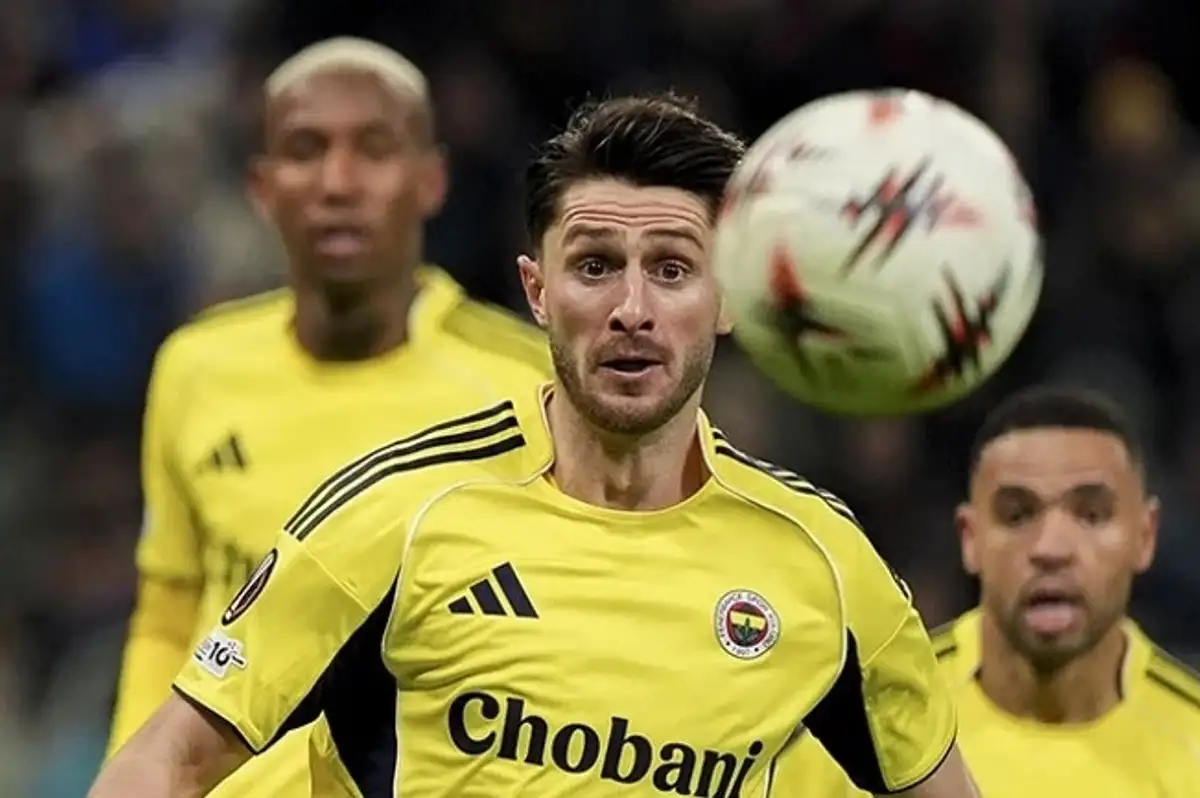 Fenerbahçe Play-Off Turunda! İşte Spor Yazarlarından Maç Yorumları