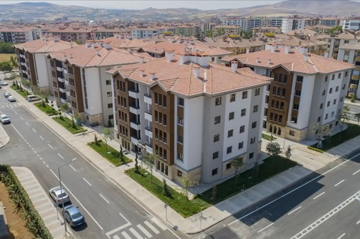 TOKİ'de Kura Heyecanı Artık Yok! İşte Doğrudan Hak Sahipliği Sunulan İl ve İlçeler