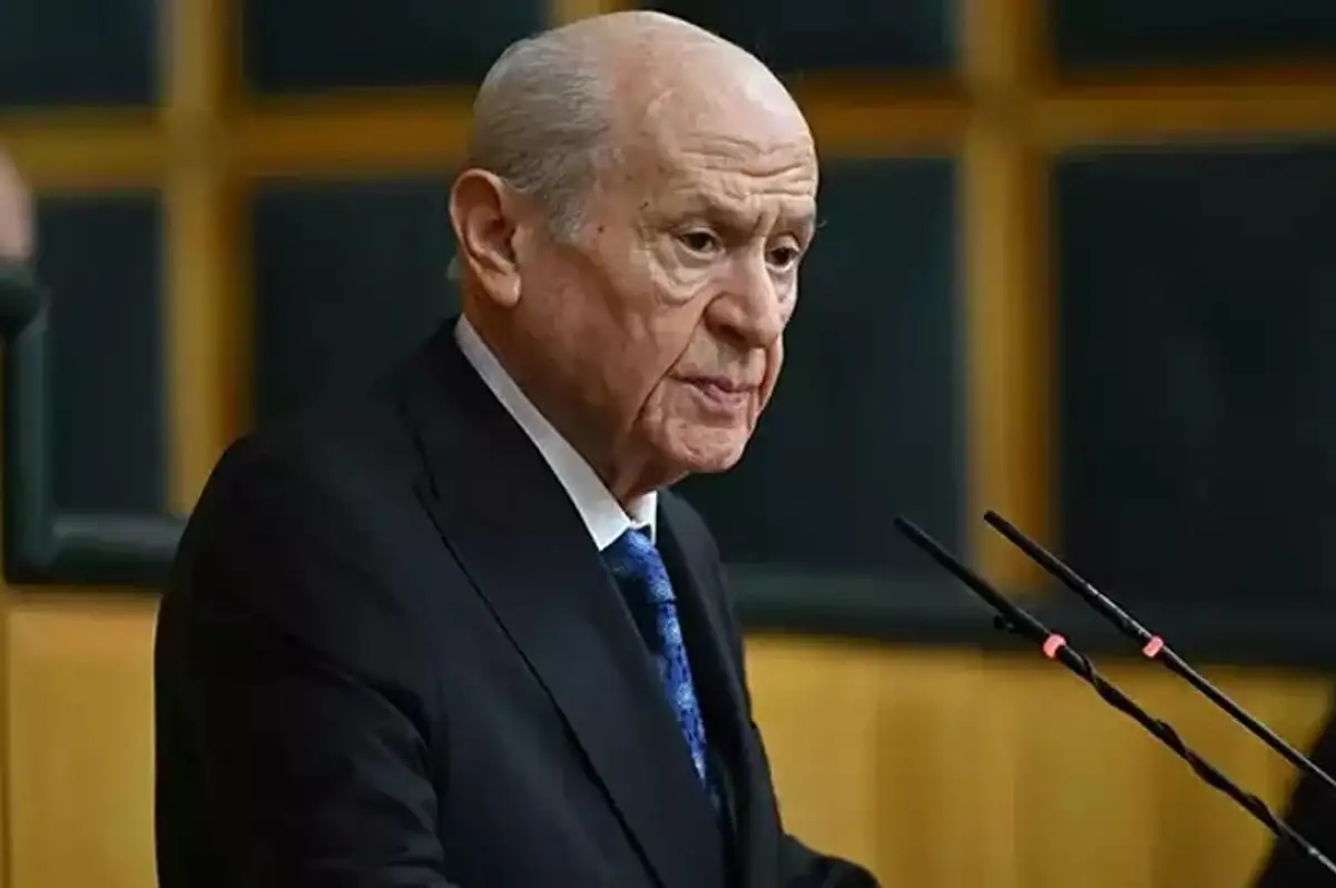 Bahçeli'den Tarihi "Terörsüz Türkiye" Mesajı: Sözlerinin Ardında Durdu, Saygı Gösterilmeli