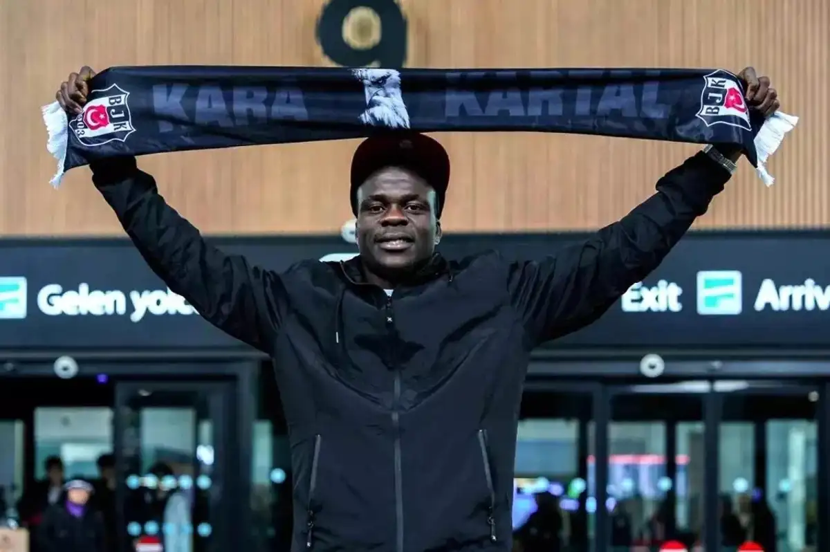 Beşiktaş'ta Olaitan Dönemi: Beninli Yıldız İmzayı Atmak İçin İstanbul'da!