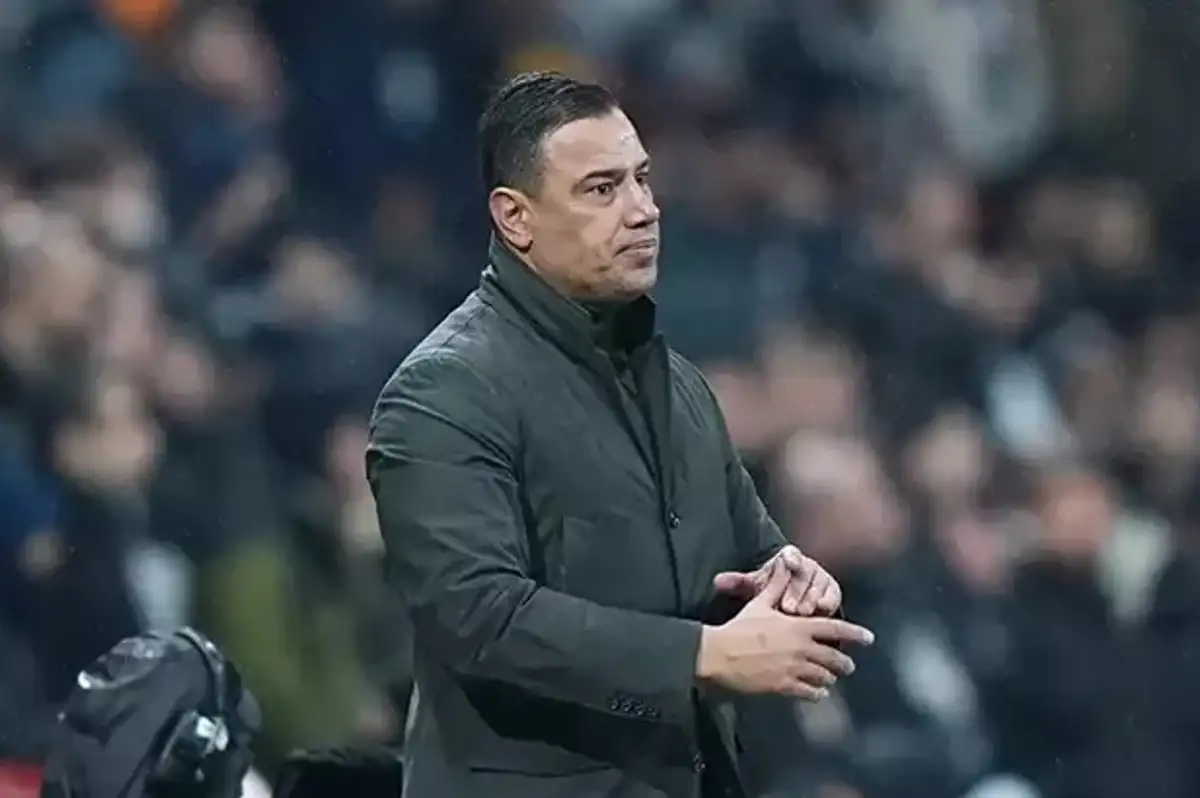 Konyaspor'da Çağdaş Atan Dönemi Sona Erdi: Yerine İlhan Palut mu Geliyor?