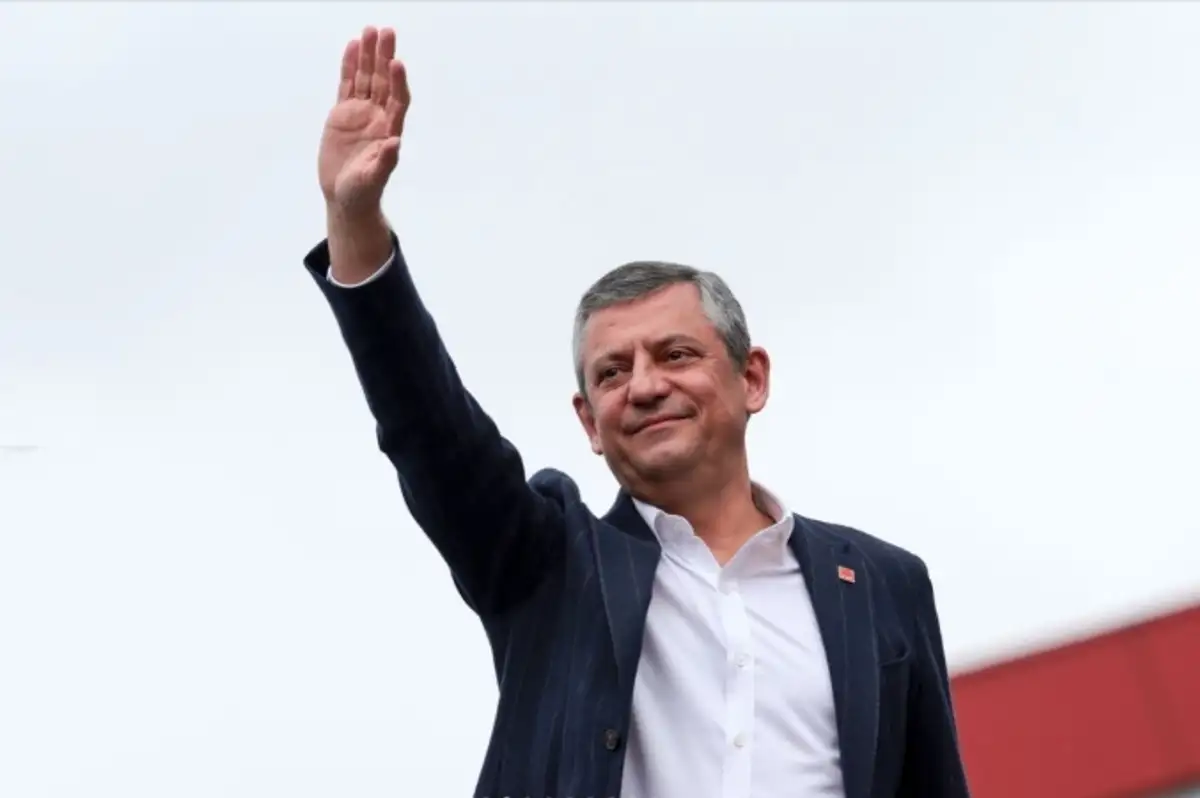Özgür Özel'den Niğde'de Seçim Çağrısı: Erdoğan'ın Enerjisi Tükenmiş, Sandık İstiyoruz!