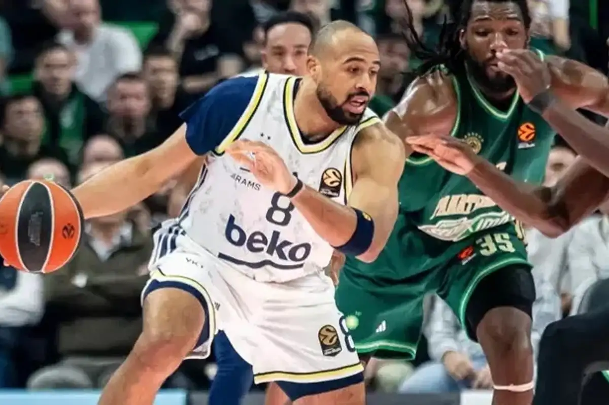 Fenerbahçe Beko Kazandı: Atina'da Tansiyon Yükseldi