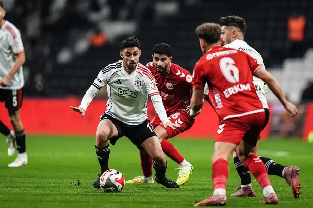 Beşiktaş'ta "Forma" Krizi: Kartal Kayra Yılmaz'dan Özür Geldi