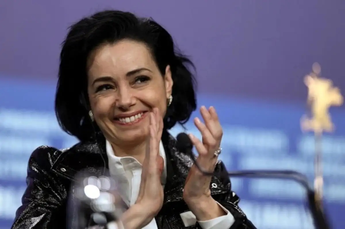 Berlin'deki Tuzak Soruya Verdiği Yanıt Gündem Olmuştu: Özgü Namal'dan Yeni Açıklama Geldi
