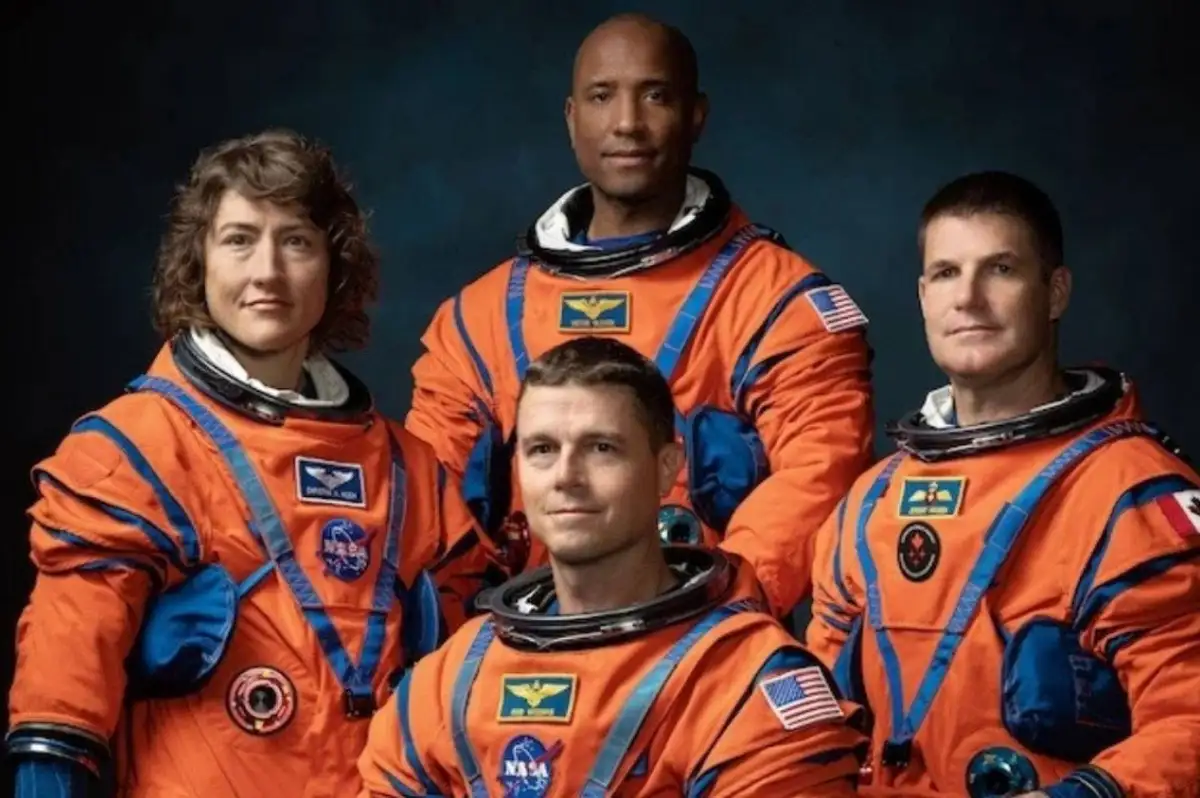 NASA, 50 Yıl Sonra İnsanları Yeniden Ay'a Gönderecek: Artemis II İçin Geri Sayım Başladı!