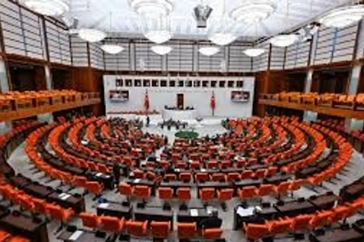 Meclis'te "Suç ve Gelecek" Tartışması: Muhalefetin Önerilerine Ret