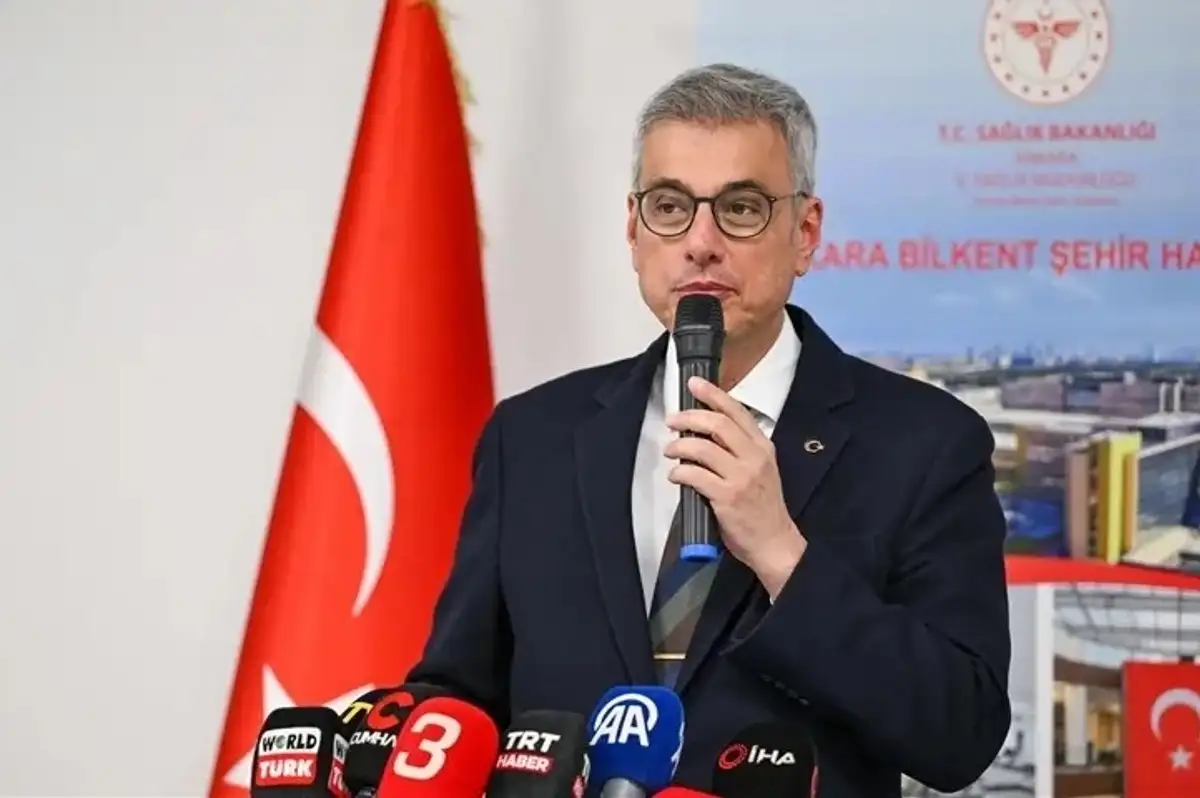 Bakan Memişoğlu: Sağlıkçılar Bu Ülkenin Medarıiftiharıdır