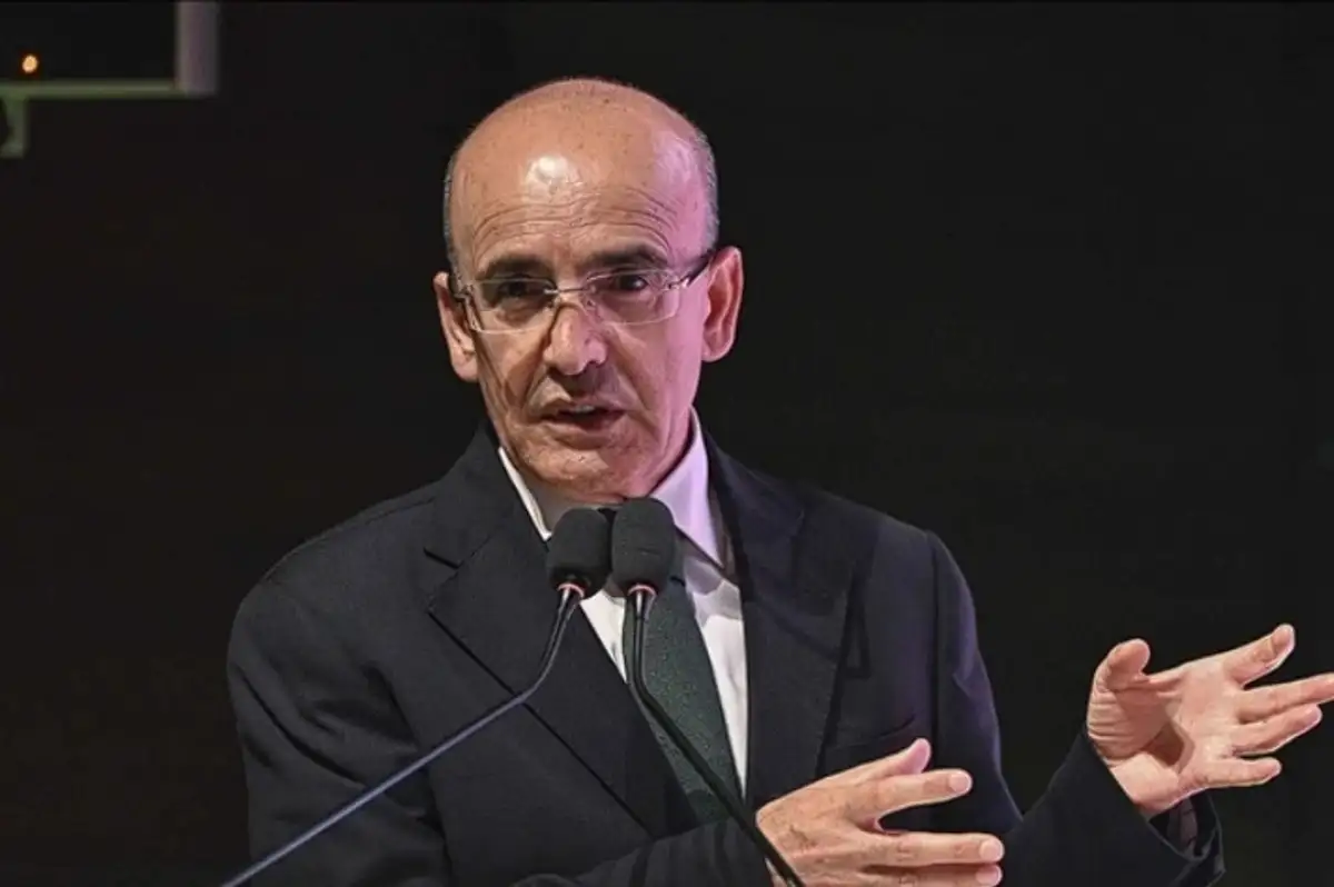 Bakan Şimşek'ten "Borsa" Mesajı: Ekonomimiz Şoklara Karşı Dirençlidir