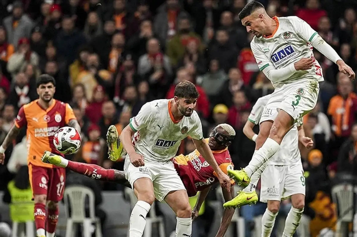 Galatasaray, Alanya Deplasmanında "4'te 4" Peşinde!