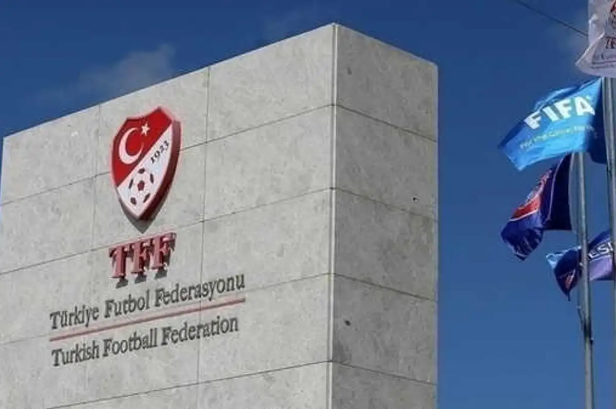 PFDK'dan Galatasaray Kulüp Doktoru Yener İnce ve Fenerbahçe Kulübü Tercümanı Saruhan Karaman'a Bahis Cezası!