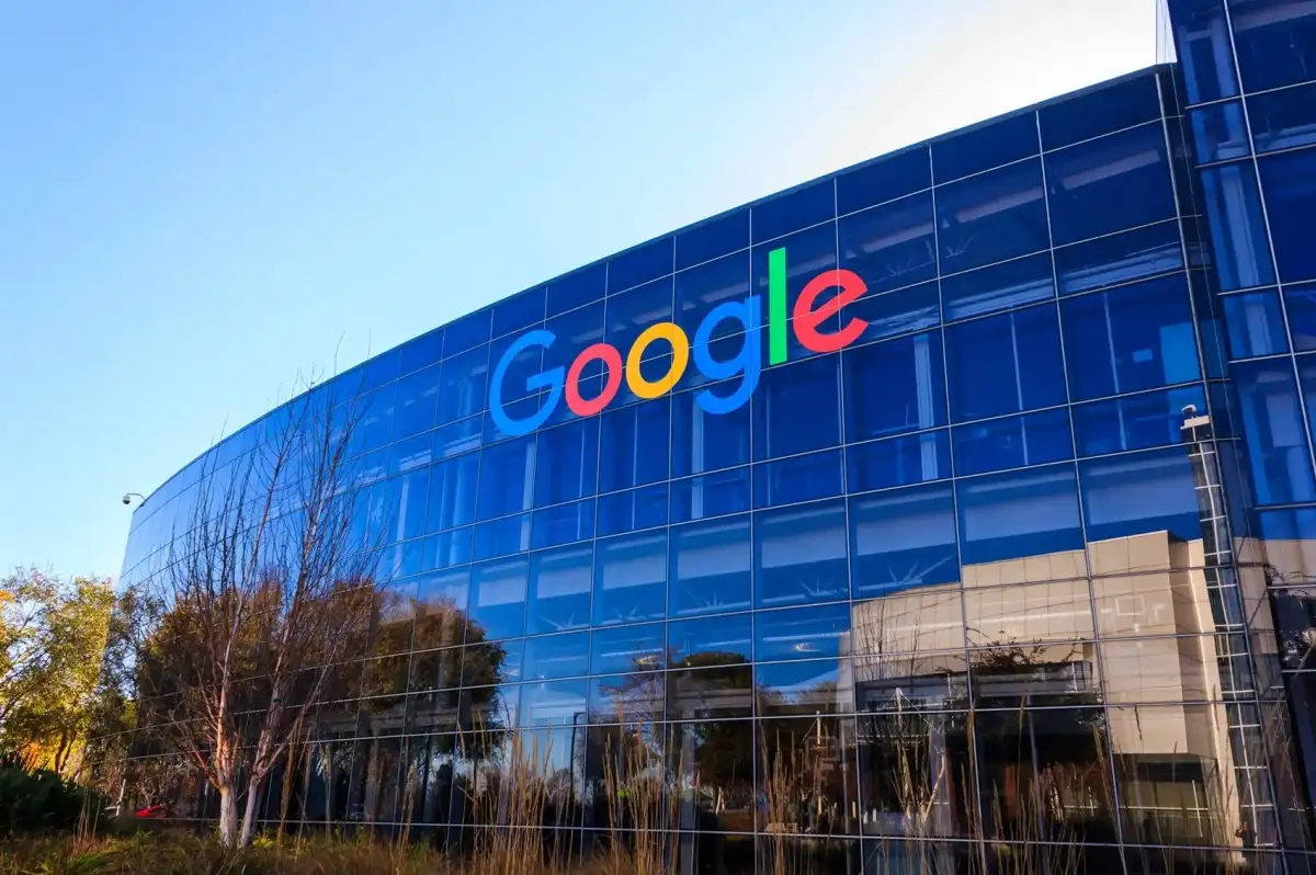 Google'dan Geri Adım: Yapay Zeka Destekli "Sağlık Tavsiyeleri" Özelliği Kaldırıldı