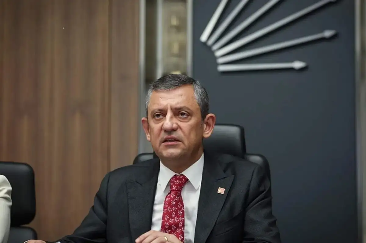 Özel'den Gürlek'e "Baba" Yanıtı