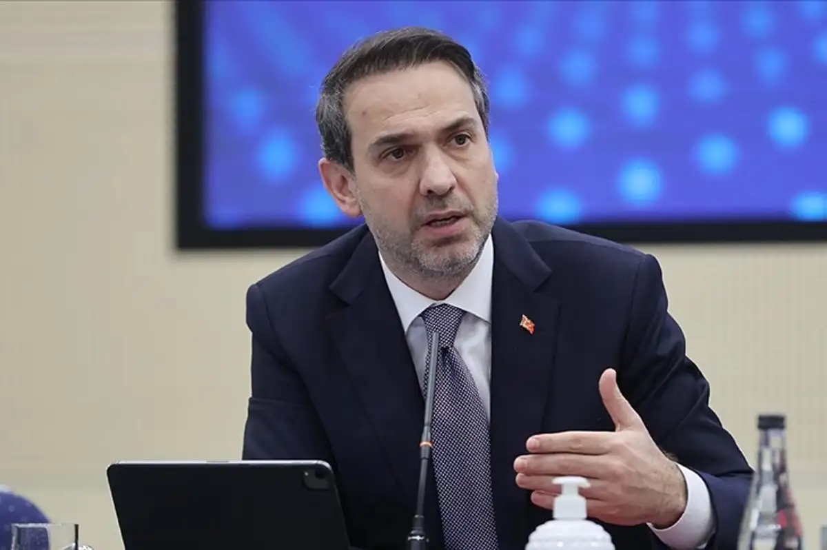 Bakan Bayraktar'dan Enerji Mesajı: Nisan Ayında Fiyatlar Değerlendirilecek, Yüksek Gelirliye Destek Kalkıyor