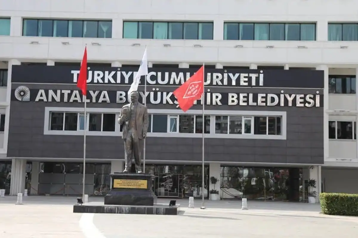 Muhittin Böcek'in Başdanışmanı Gözaltında