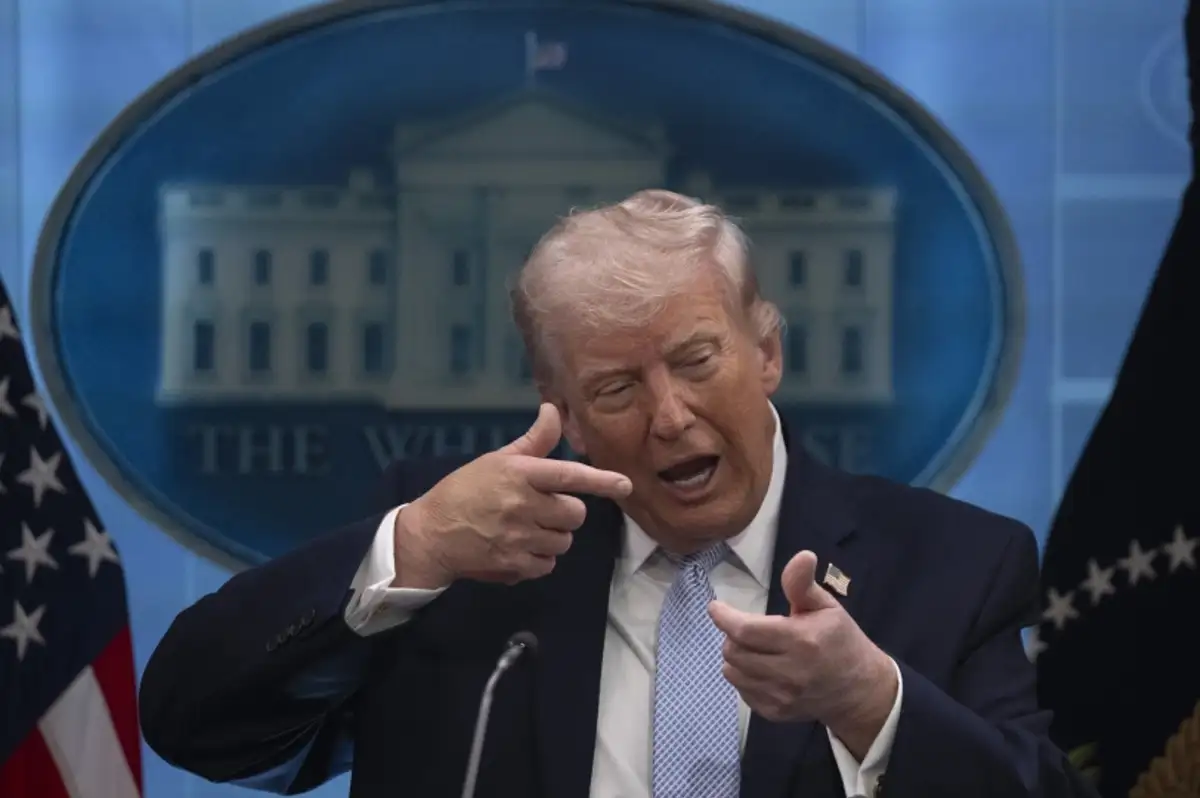 Trump'tan İran İçin "Tarihi An" Mesajı