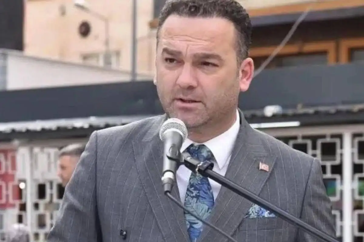 CHP, Görele Belediye Başkanı Hasbi Dede'yi İhraç Etti